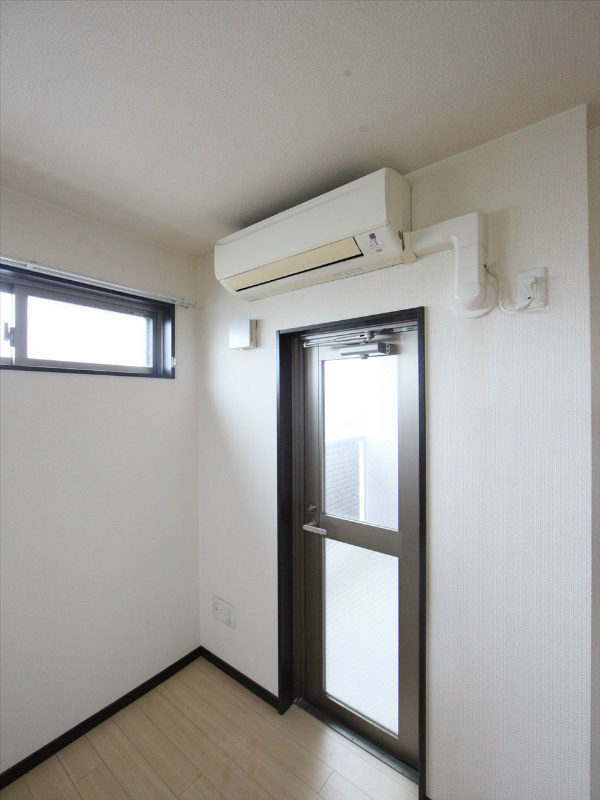 その他設備　エアコン付いてます
