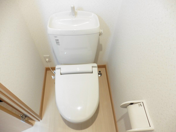 トイレ　参考写真