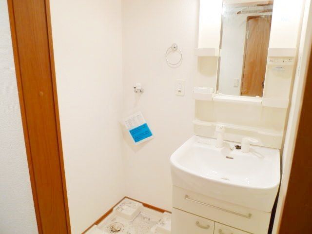 洗面設備　お問い合わせはタウンハウジングまで