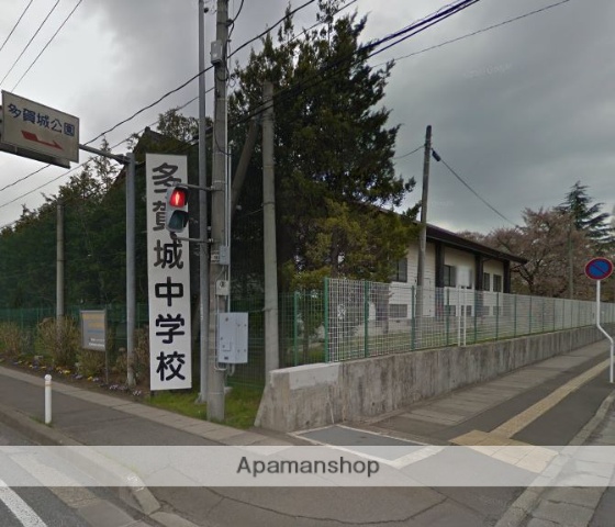 コンビニ　ファミリーマート（コンビニ）まで774m