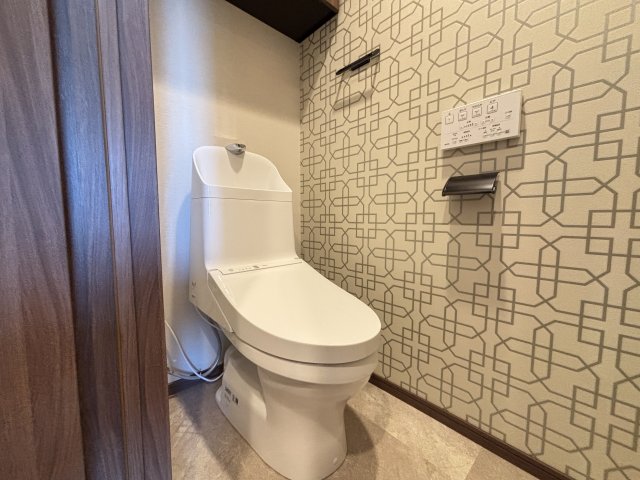 トイレ　同一タイプです。