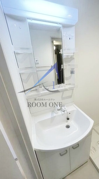 洗面設備　洗面台です。