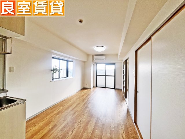 居室・リビング　出窓