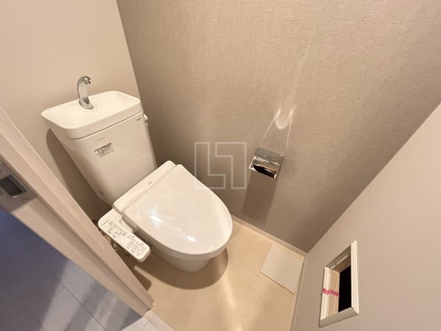 トイレ　ルフォンプログレ堺筋本町タワーレジデンス　温水洗浄便座