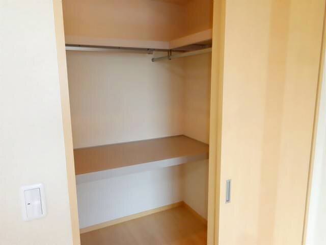 収納　退去前の為別のお部屋写真を参照ください