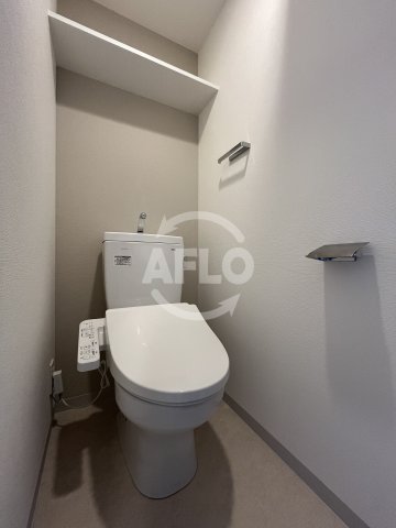 トイレ　ライジングメゾン新大阪サウス　トイレ