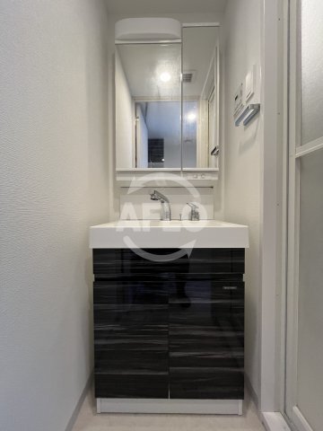 洗面設備　ライジングメゾン新大阪サウス　洗面台