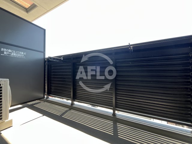 バルコニー　ライジングメゾン新大阪サウス　バルコニー