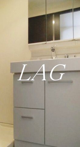 洗面設備　独立洗面台です。