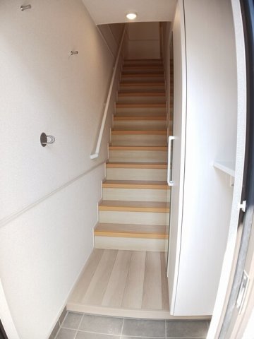 玄関　収納もある玄関です