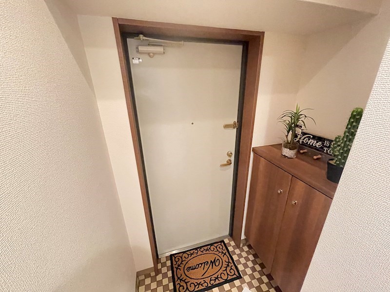 玄関　同物件別部屋イメージ