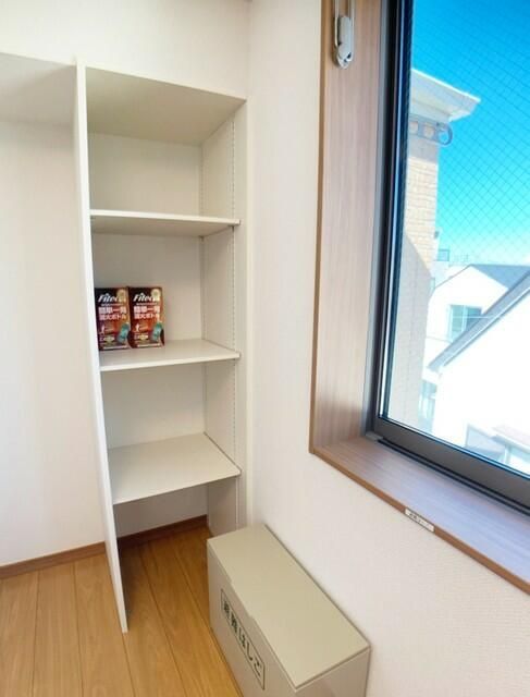 収納　棚付なので収納道具なしでも◎