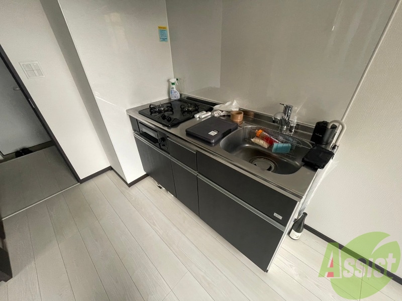 キッチン　こちらはキッチンになります。ガスコンロ２口付です。