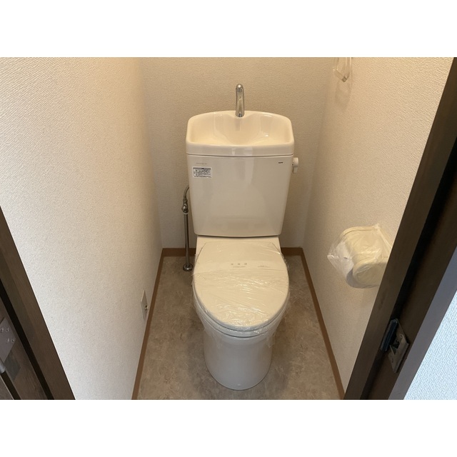 トイレ　ゆったりとした空間のトイレです