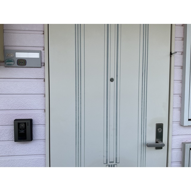 玄関　落ち着いた玄関です