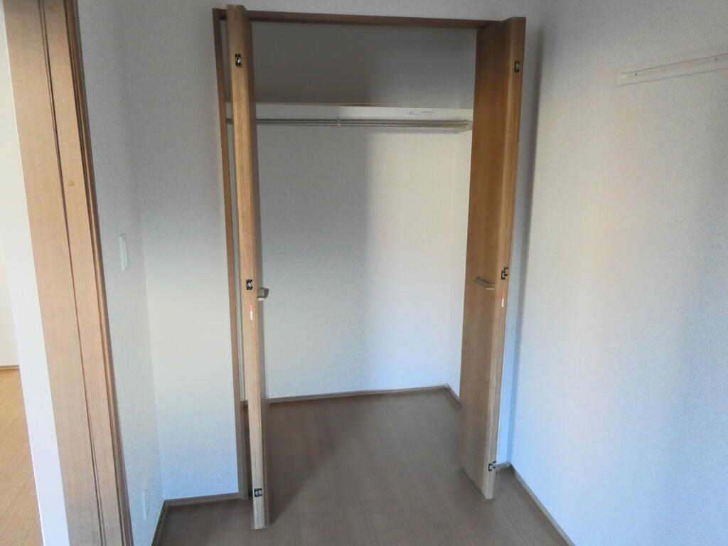 収納　内観写真・動画・パノラマは同アパート同タイプ間取りのものです
