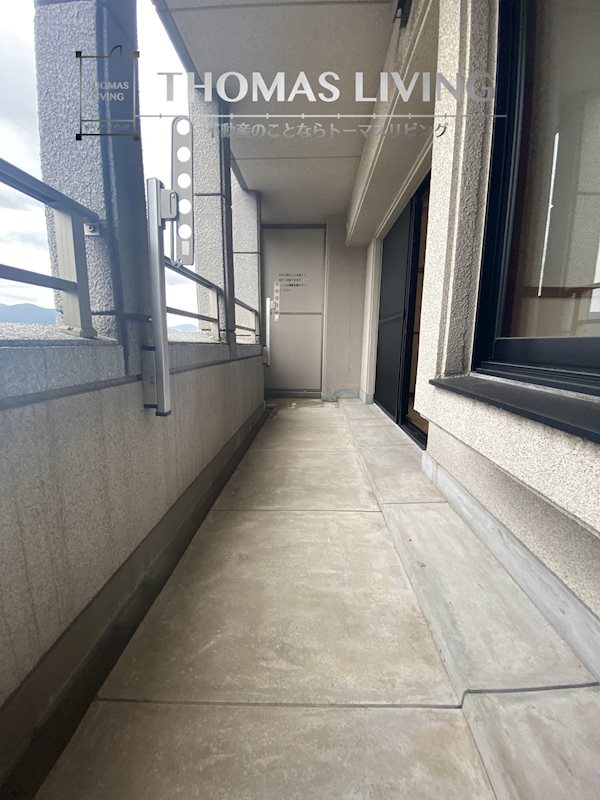 バルコニー　※別号室の写真です。日当たり良好