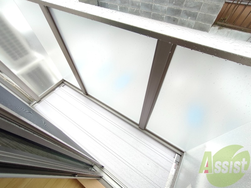 バルコニー　１階にもバルコニーがあるので安全度が高いですね。