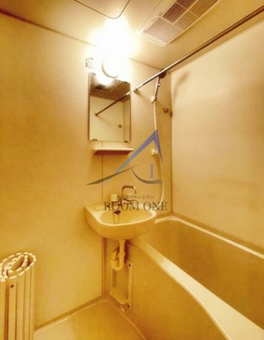 バス・シャワールーム　お風呂です。