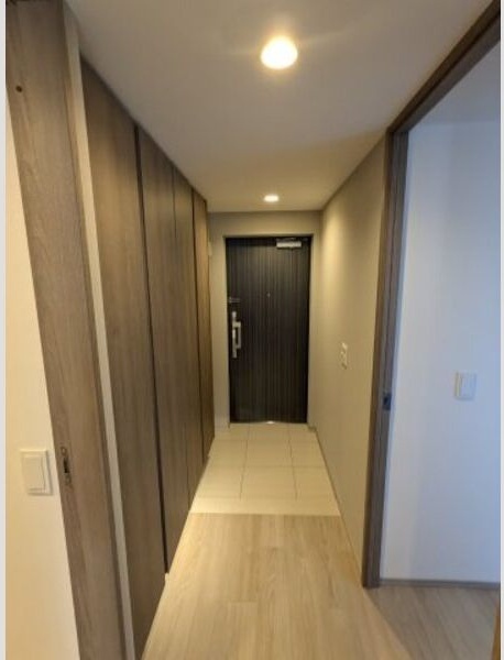 玄関　写真はイメージです。詳細は弊社にて内見をお願い致します！