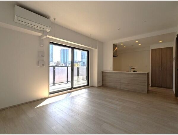 居室・リビング　名古屋で一番初期費用の安い賃貸専門の不動産会社です(^^)