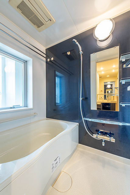 バス・シャワールーム　※写真は同タイプ住戸です。