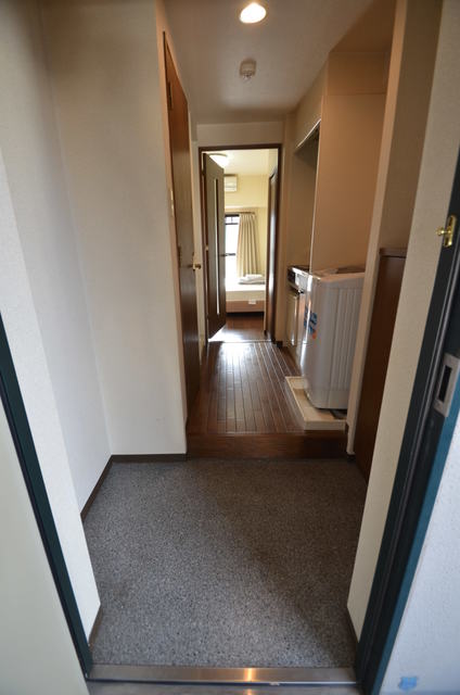 玄関　家具・家電は付いていません