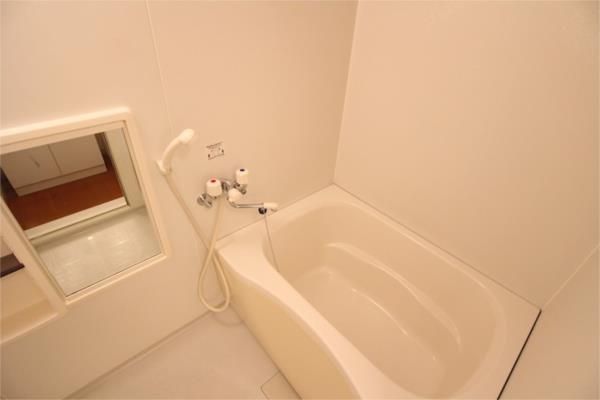 バス・シャワールーム　☆日々の疲れを癒しましょう☆