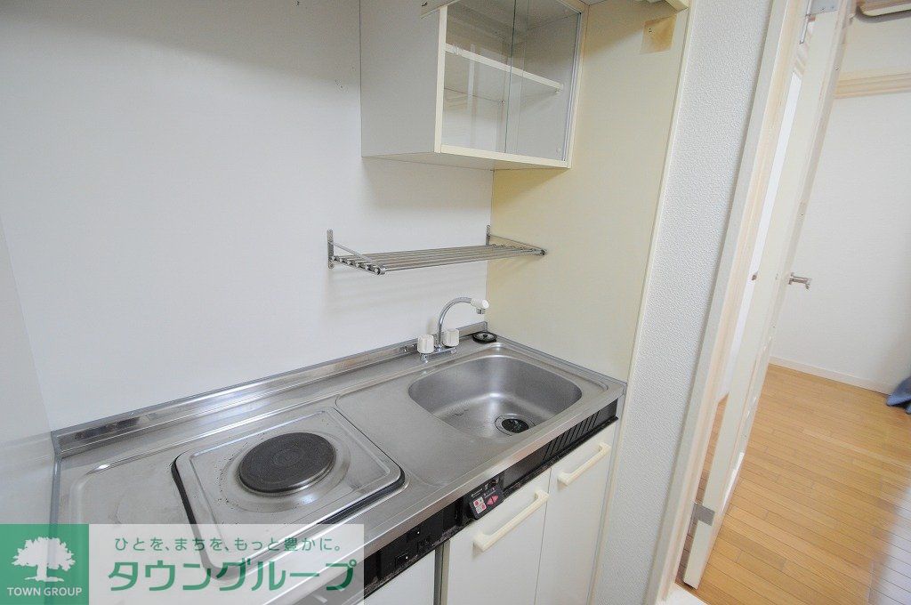 キッチン　仕様・設備は現状と異なる場合有。現状優先