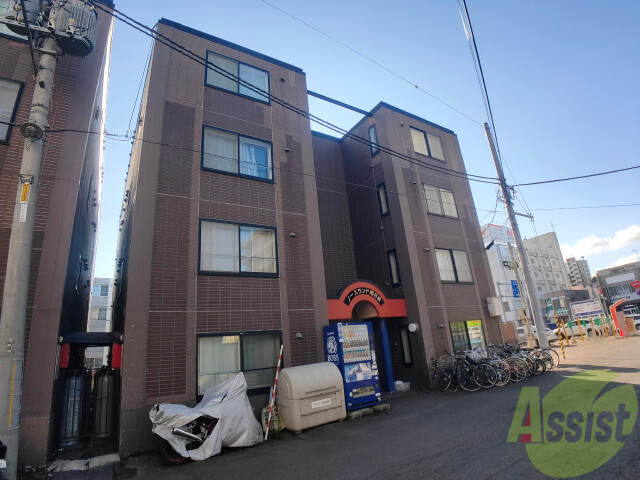 建物外観　札幌市中央区南８条西「ノースランド南８条」