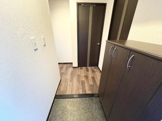 玄関　玄関（イメージ）