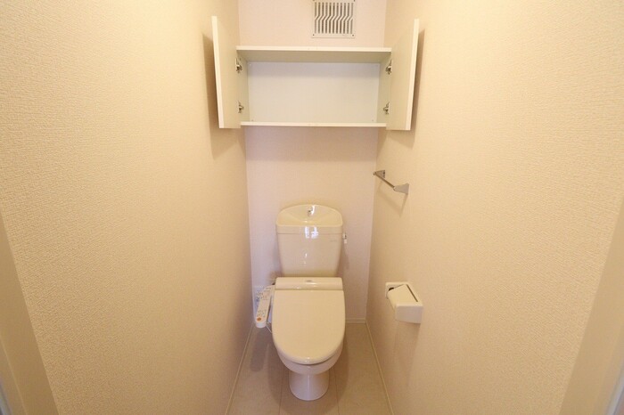 トイレ　温水洗浄暖房便座