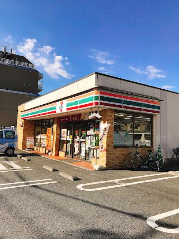 コンビニ　セブン-イレブン 大田区南六郷２丁目店（コンビニ）まで1000m