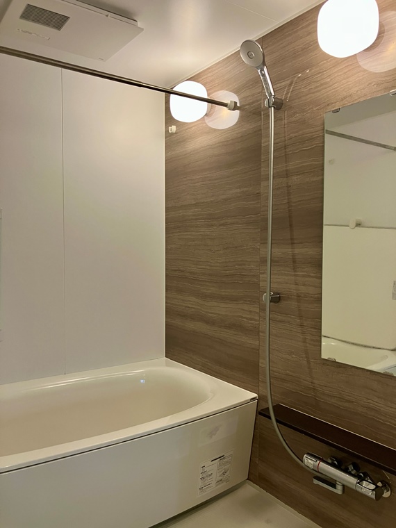 バス・シャワールーム