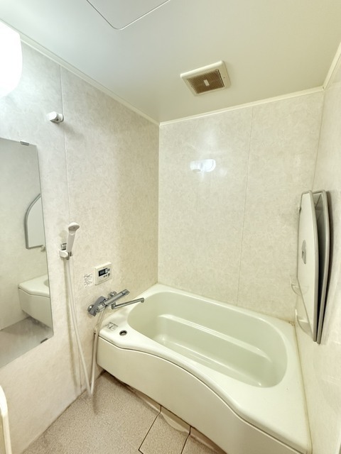 バス・シャワールーム　浴室