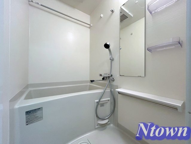 バス・シャワールーム　日々の疲れを癒すお風呂付です