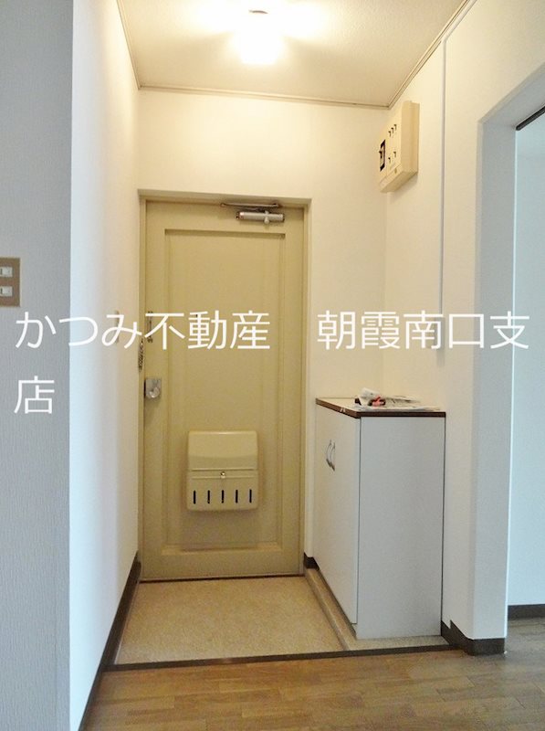 玄関　他号室参考写真
