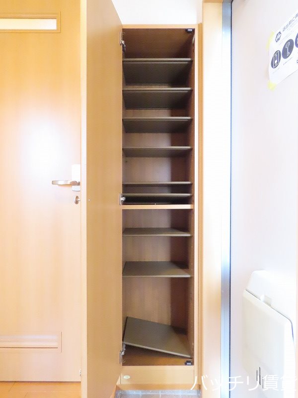 玄関　※同シリーズ写真の為、現状優先。