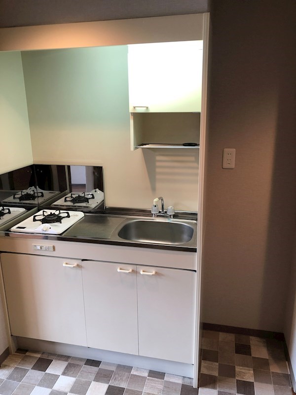 キッチン　※同タイプの他のお部屋