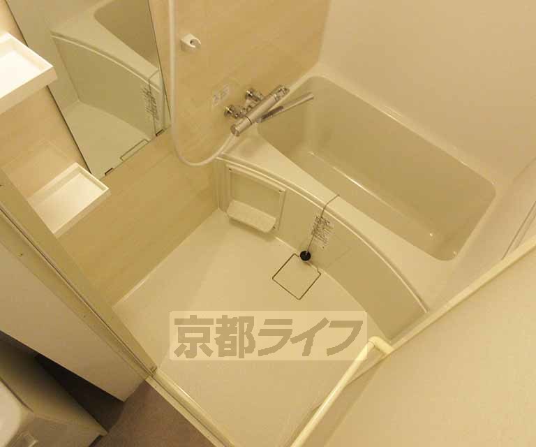 バス・シャワールーム　リラックスできるバスルーム・