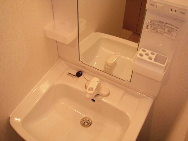 洗面設備　※同物件別部屋写真
