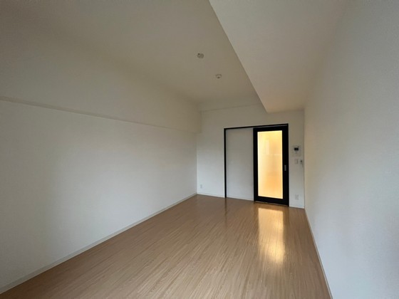 居室・リビング　※別部屋の写真です