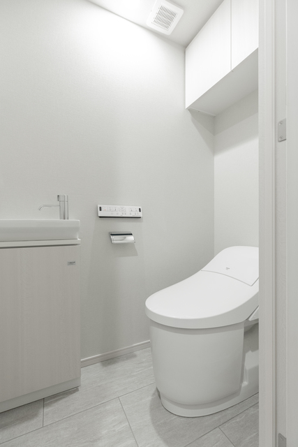 トイレ　トイレ