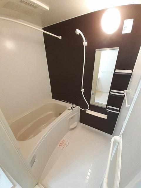 バス・シャワールーム　バスルーム
