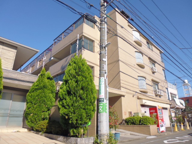 建物外観　★調布駅徒歩８分★