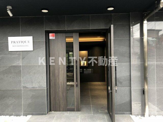 エントランス　清潔なエントランスです