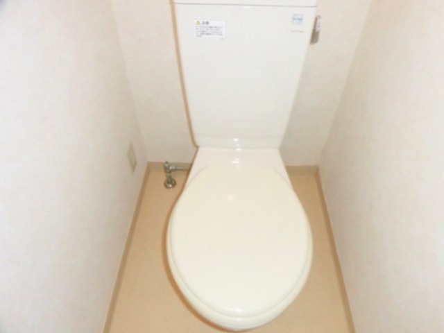 トイレ　※同仕様写真含む