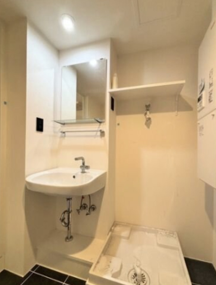 洗面設備　脱衣スペースもあります