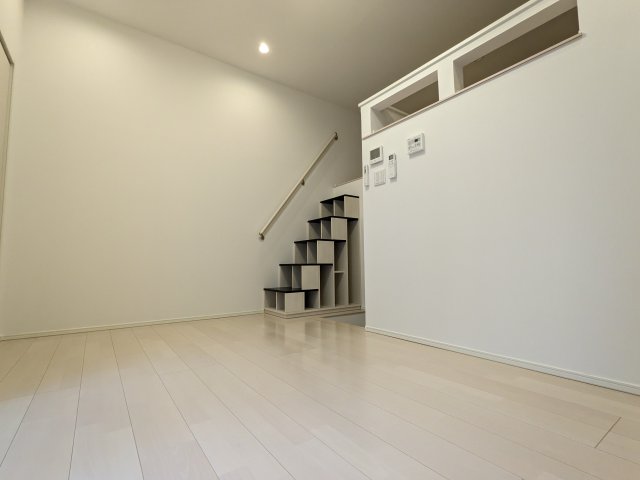 居室・リビング　102号室