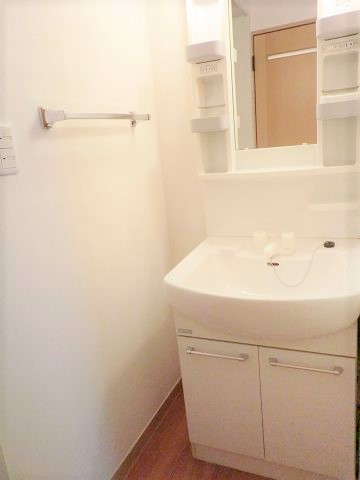 洗面設備　洗面台です。